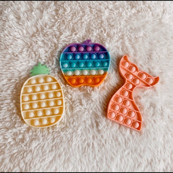 Tropical fidget pack🌴🍍🏖🌺 - Picture 1 of 4